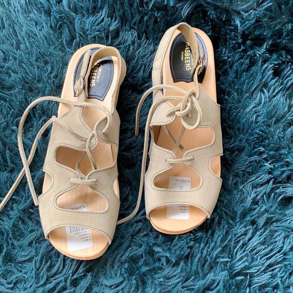 Taupe Swedish Hasbeens